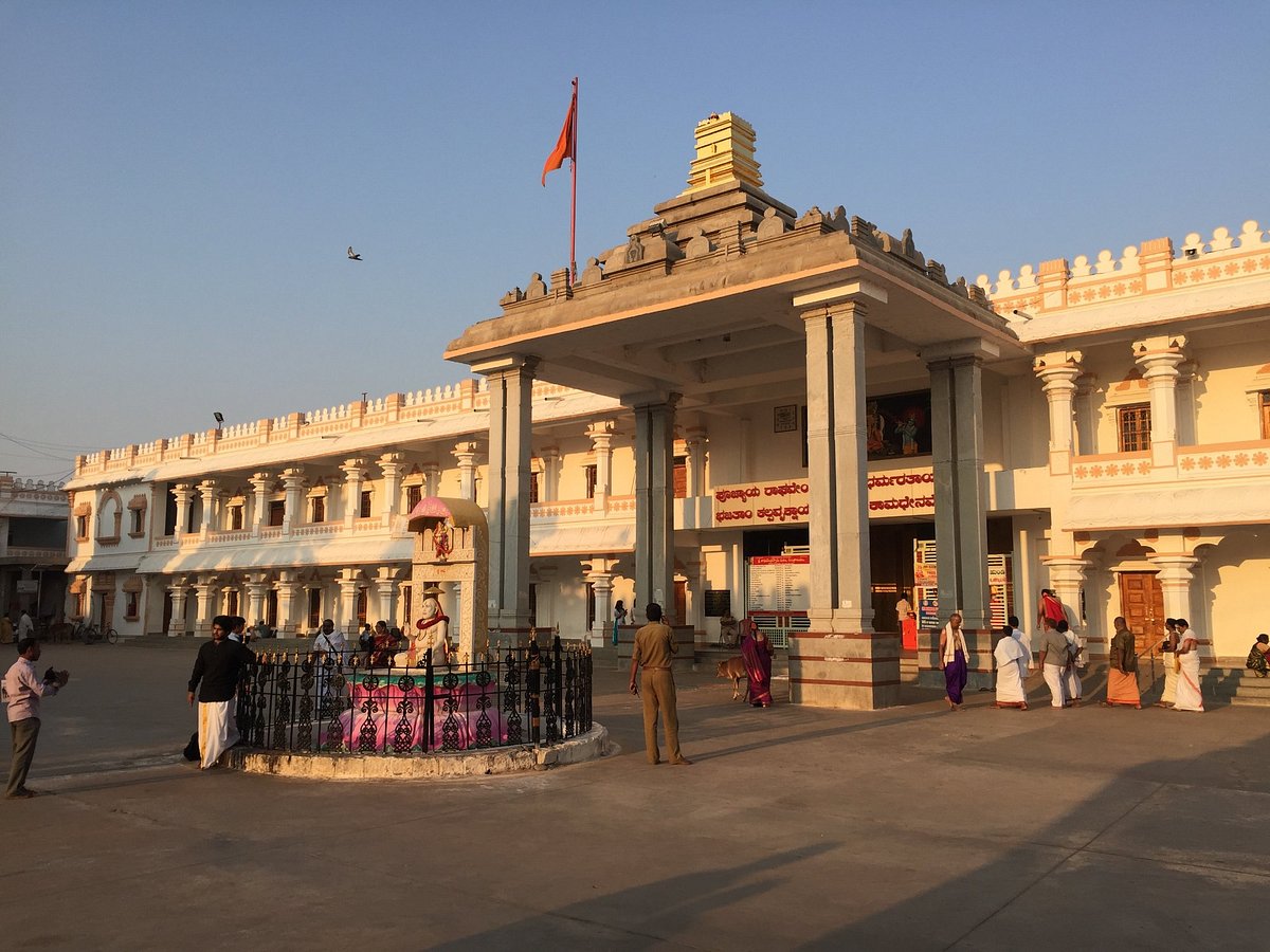 The Raghavendra Swamy Mutt in Mantralayam.