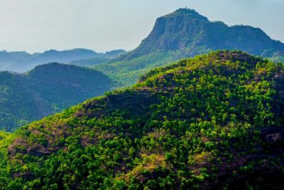 Central India's Famous Hill Stations - Shivpuri, home to ancient forests, historic hunting lodges, and serene lakes.