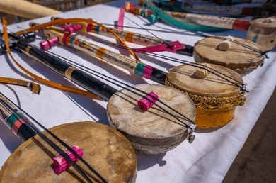 The rhythmic beat of a Temple Ula (Parai) drum during a cultural performance in Mahabalipuram.