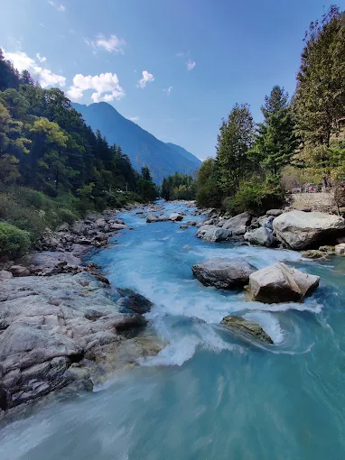 This is a cozy peaceful spot