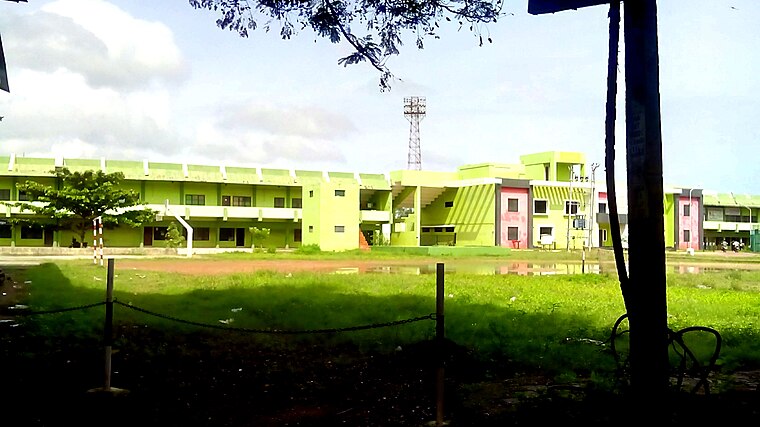 The expansive Cantonment Maidan, a historic open place to visit in Kollam for local events.