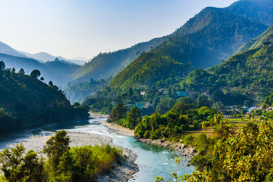 A breathtaking panoramic vista of the Greater Himalayas seen from the slopes of Auli.