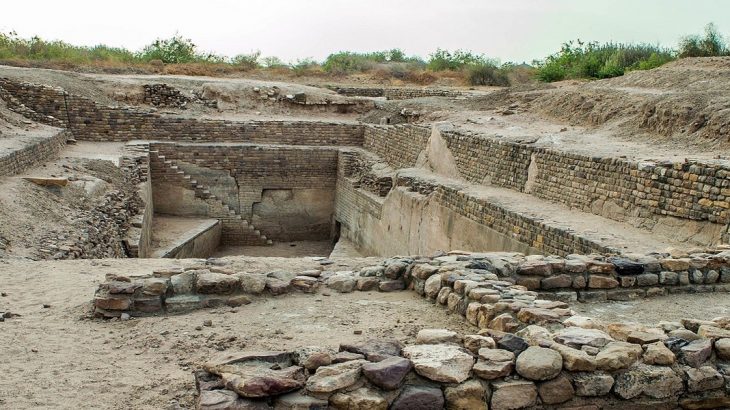 The expansive middle and lower town of the ancient Dholavira city.