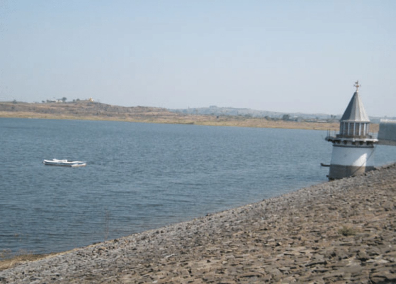 The beauty attracts people