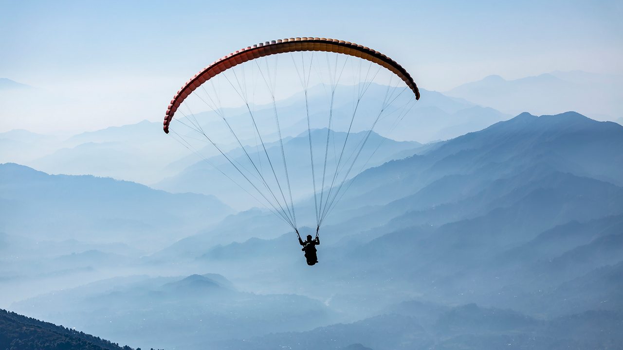 Bir Billing paragliding site, world-renowned for tandem paragliding flights.