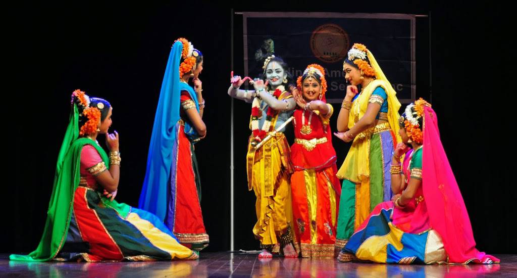 A performance depicting the divine dance-drama of Raslila.