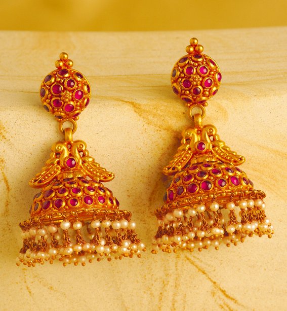 The ornaments has a shine and are pretty