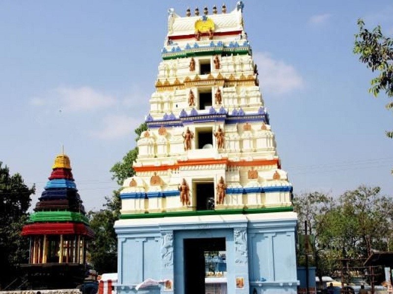 The sacred Amareswara Temple gopuram, a significant Shaivite temple place to visit in Amaravati.