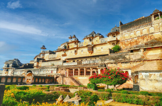 The ornate multi-level Raniji Ki Baori stepwell in Bundi, a short drive from Kota.