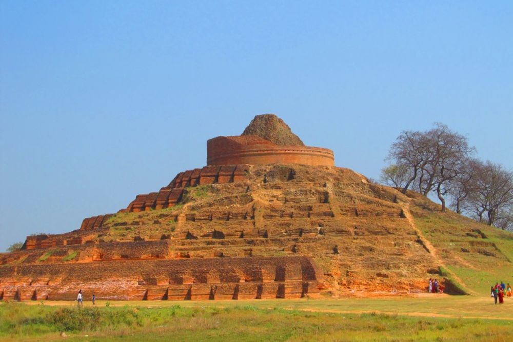 The peaceful ashram and temples in Champaran, a pilgrimage town near Bhilai.