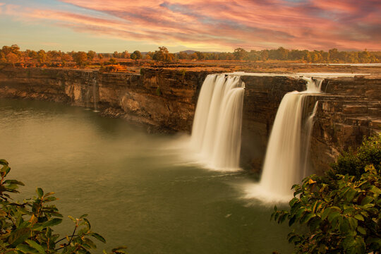 Chitrakote Falls, a wide horseshoe waterfall on the Indravati River and a top natural place to visit in Chhattisgarh.