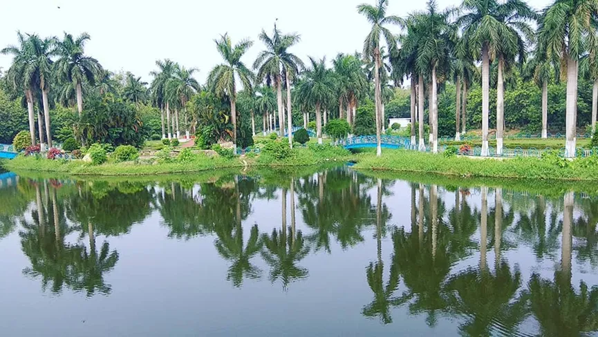 City Park, a well-maintained urban green space for leisure and a place to visit in Bokaro.