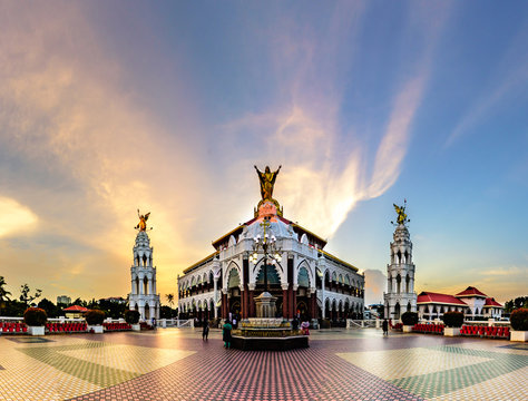 Historic spice warehouses lining the narrow lanes of jew town ernakulam.