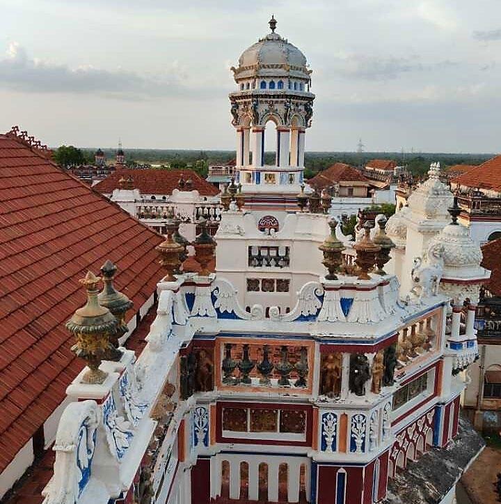 Bustling market street in Karaikudi town, the vibrant commercial place to visit in Chettinad.