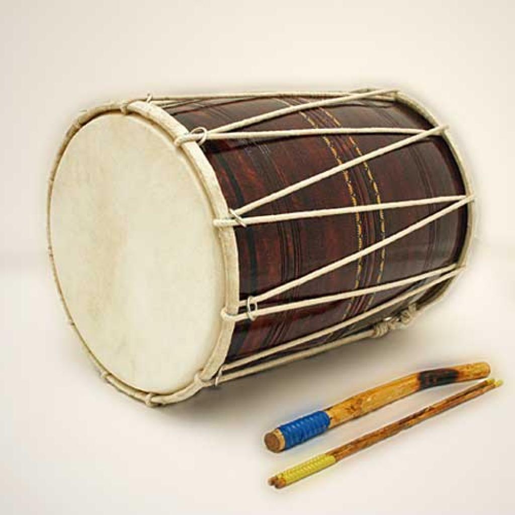 Traditional Ragini folk music performance in Panipat narrating tales of love and heroism.