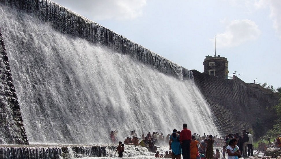 The vast expanse of water at Ranjit Sagar Dam, a major site near Junagadh.