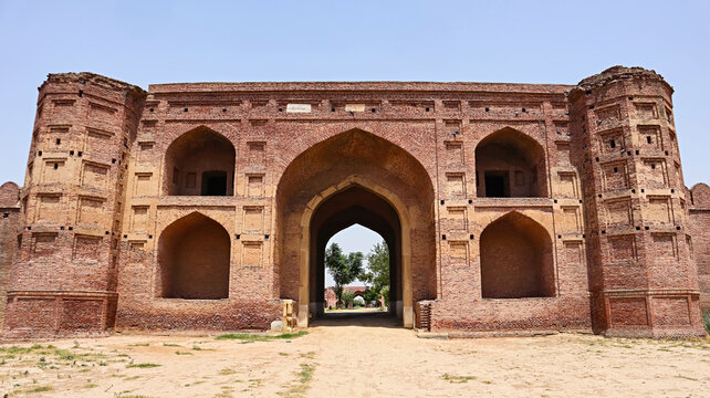 Serai Lashkari Khan, an ancient caravan serai near Ludhiana, showcasing Mughal-era architecture.