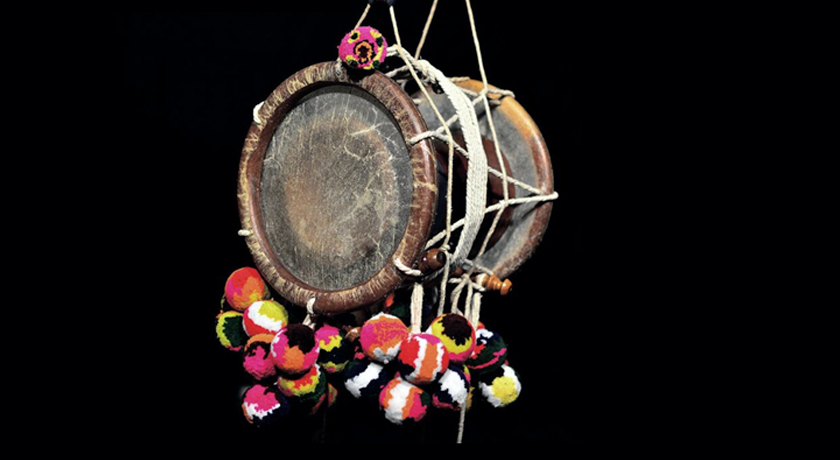 Folk singer narrating stories through Vadakkan Pattukal ballads.