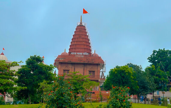 Grand Bharat Mandir temple complex in Porbandar dedicated to Mother India and freedom fighters
