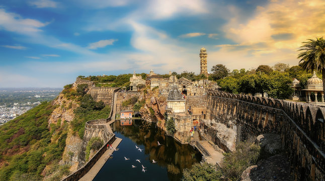 chittorgarh fort victory tower unesco heritage