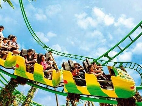 Massive entertainment destination with thrilling rides and water attractions