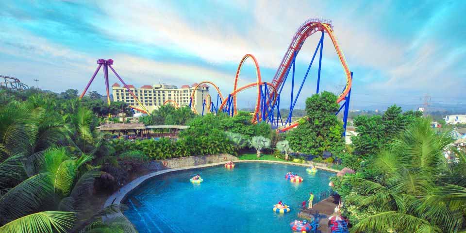 Thrilling water rides and amusement attractions at Imagicaa Theme Park.
