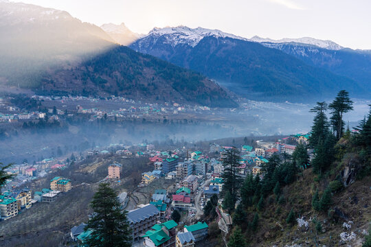 Manali town nestled within scenic Kullu Valley in Himachal Pradesh