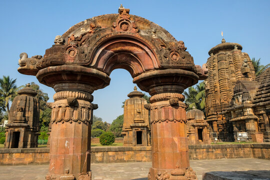 ancient mukteshwar temple complex peaceful places to visit in bhatinda