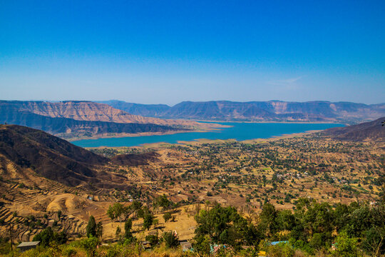 The famous tableland of Panchgani surrounded by misty hills and strawberry farms.