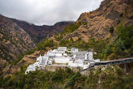 Small yet revered shrine near city center, a devotional place to visit in Kullu.