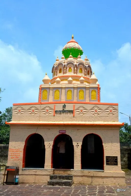 Ancient stone carvings make Yavateshwar Temple one of the serene places to visit in Satara.