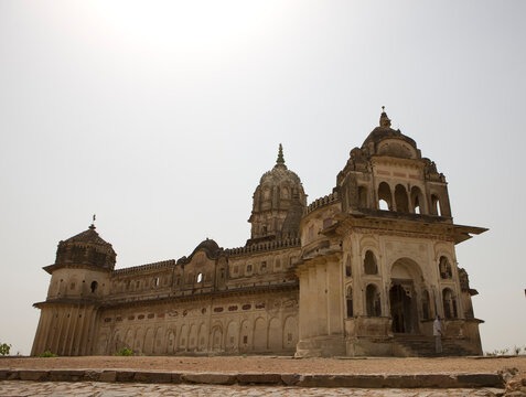 The formidable Jhansi Fort associated with Rani Lakshmibai, located near Orchha.