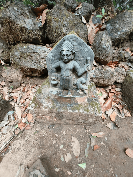 Bhairi Sculptures present at the shivling temple, Narayangad