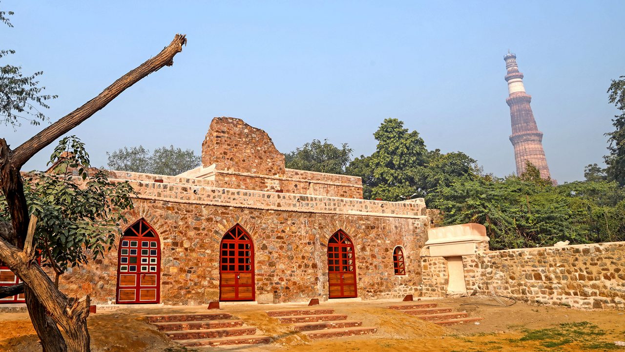 Ancient tomb architecture in Mehrauli Archaeological Park
