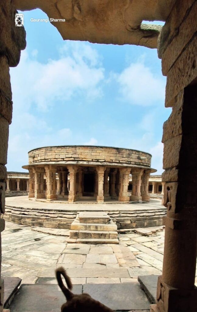 Mitawali; Chausath Yogini - view