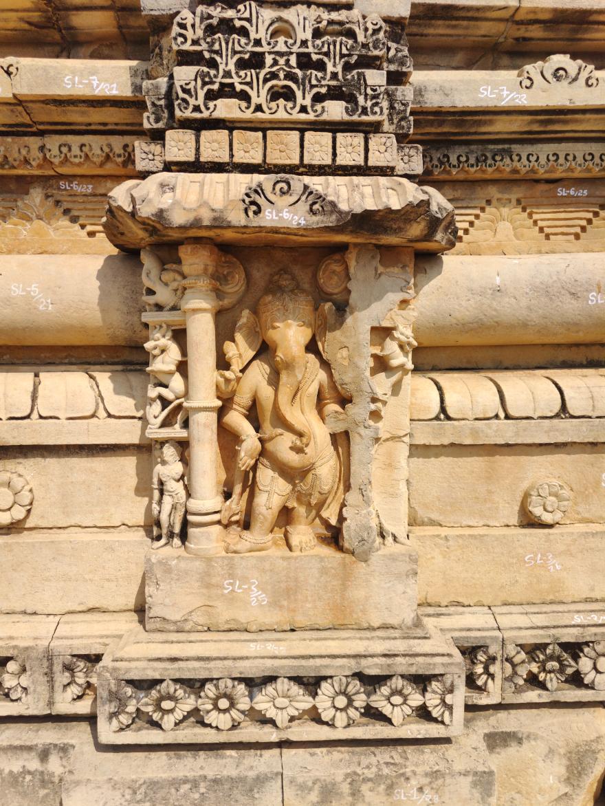 sculpture at Kakanmath Shiva Temple