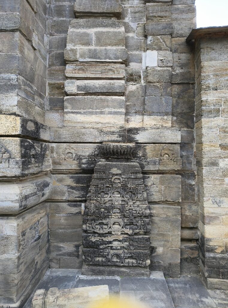 A Side-glimpse of the Katarmal temple-complex, especially the votive temples