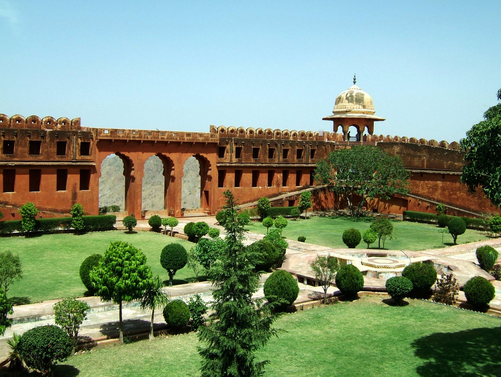 Watchtowers and Fort Walls