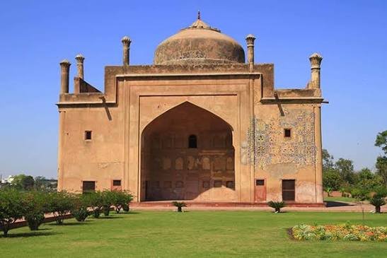 Chini ka rauza, Agra