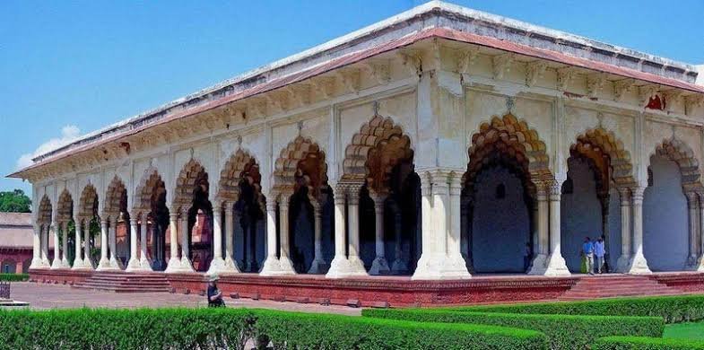 Diwan-i-Am, Agra Fort