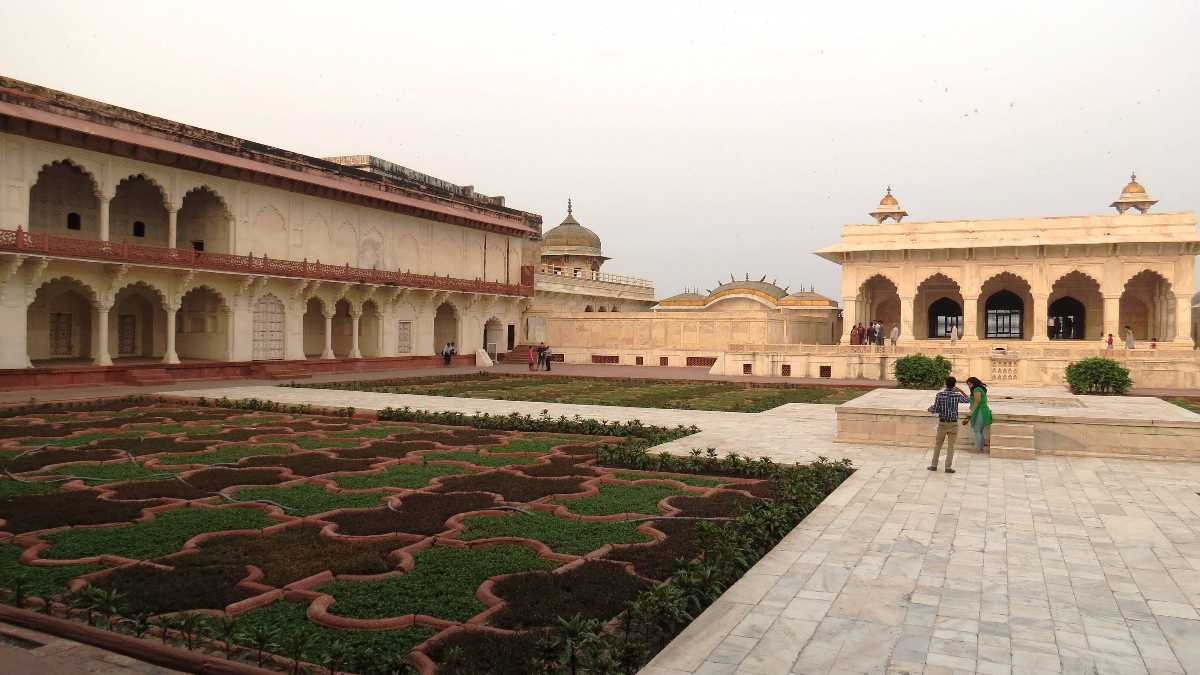Anguri bagh
