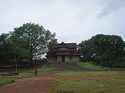 Walk Around Thekkinkadu Maidan