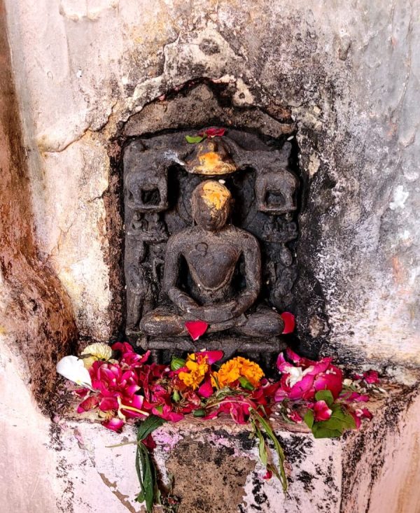 speculated Buddha idol in Padmasana.